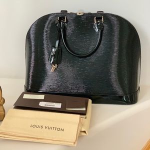 NWT - LOUIS VUITTON ALMA GM ELECTRIC NOIR